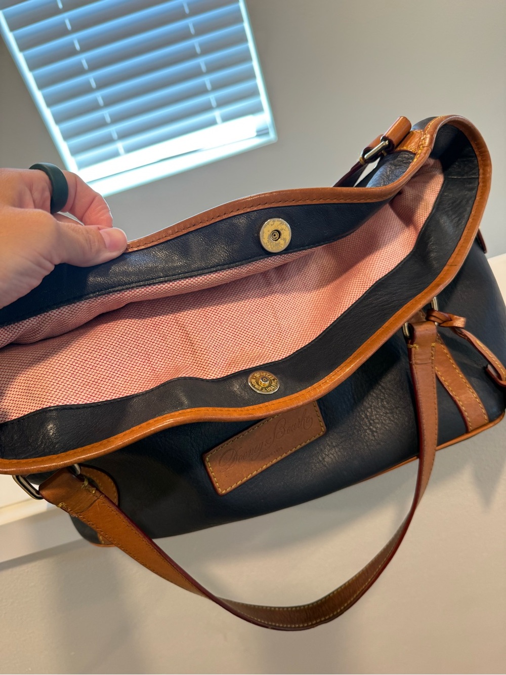REHAB Dooney & Bourke Navy Leather Shoulder Bag with Tan Trim and Accents - Picture 10 of 13